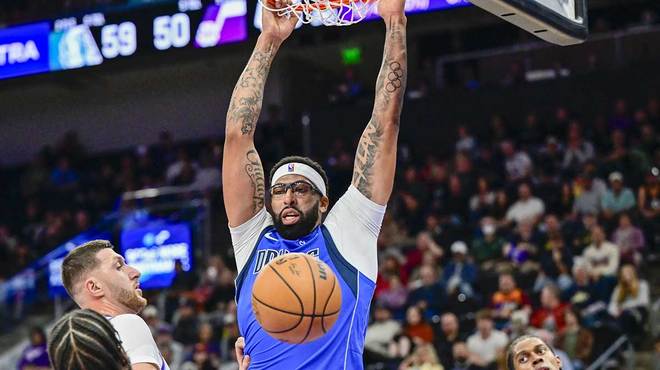 求戴维斯在即将到来的湖人比赛中上场CQ9电子好戏来了独行侠主帅基德要(图1)